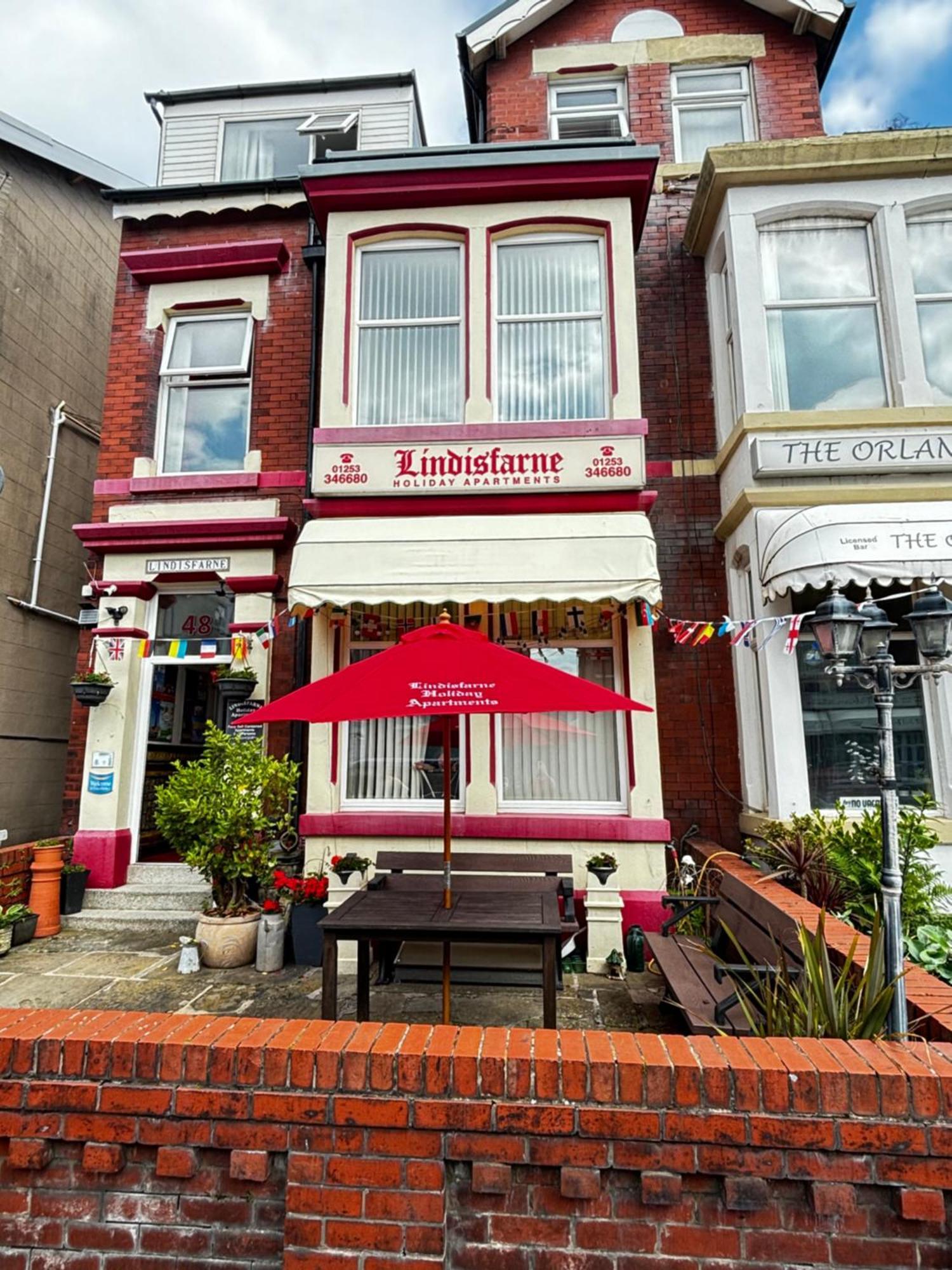 Lindisfarne Holiday Apartments - Families & Couples Only Блекпул Екстер'єр фото